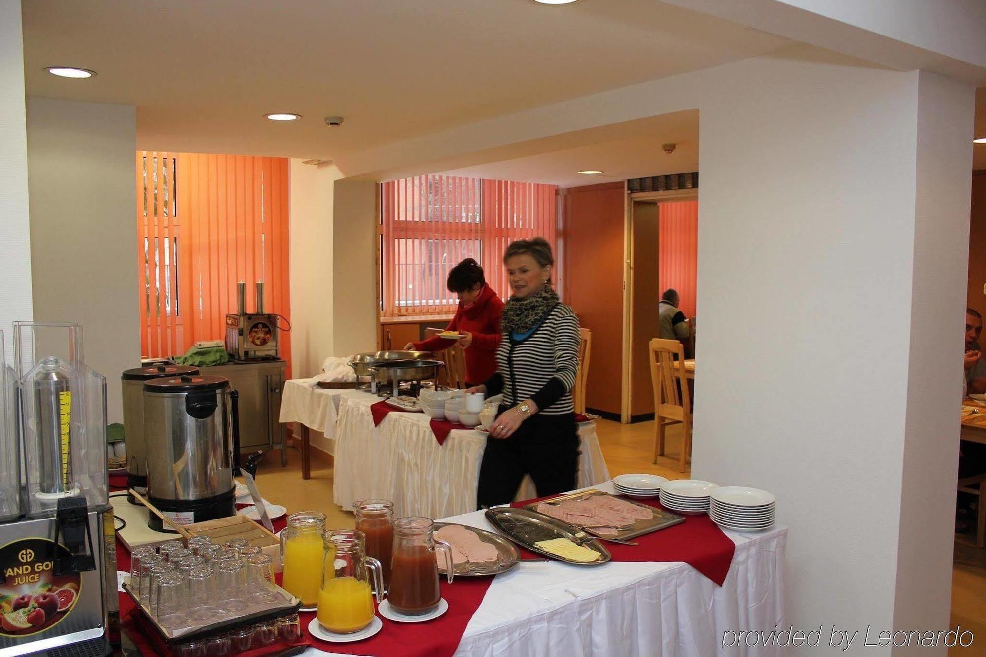 Hotel Pest Inn Budapest Restoran gambar